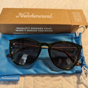 *NWT* Knockaround Mary Janes - Color Mesa Verde - Polarized